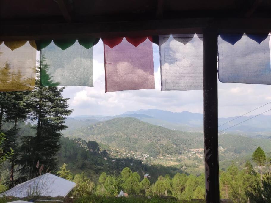 Villa Little Himalayan Abode Almora Exterior foto