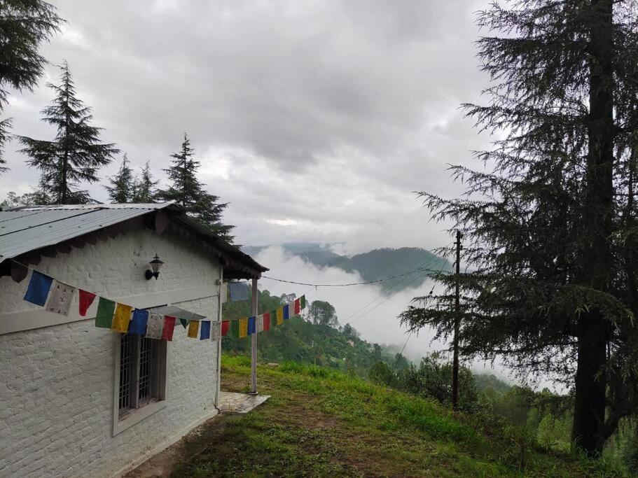 Villa Little Himalayan Abode Almora Exterior foto