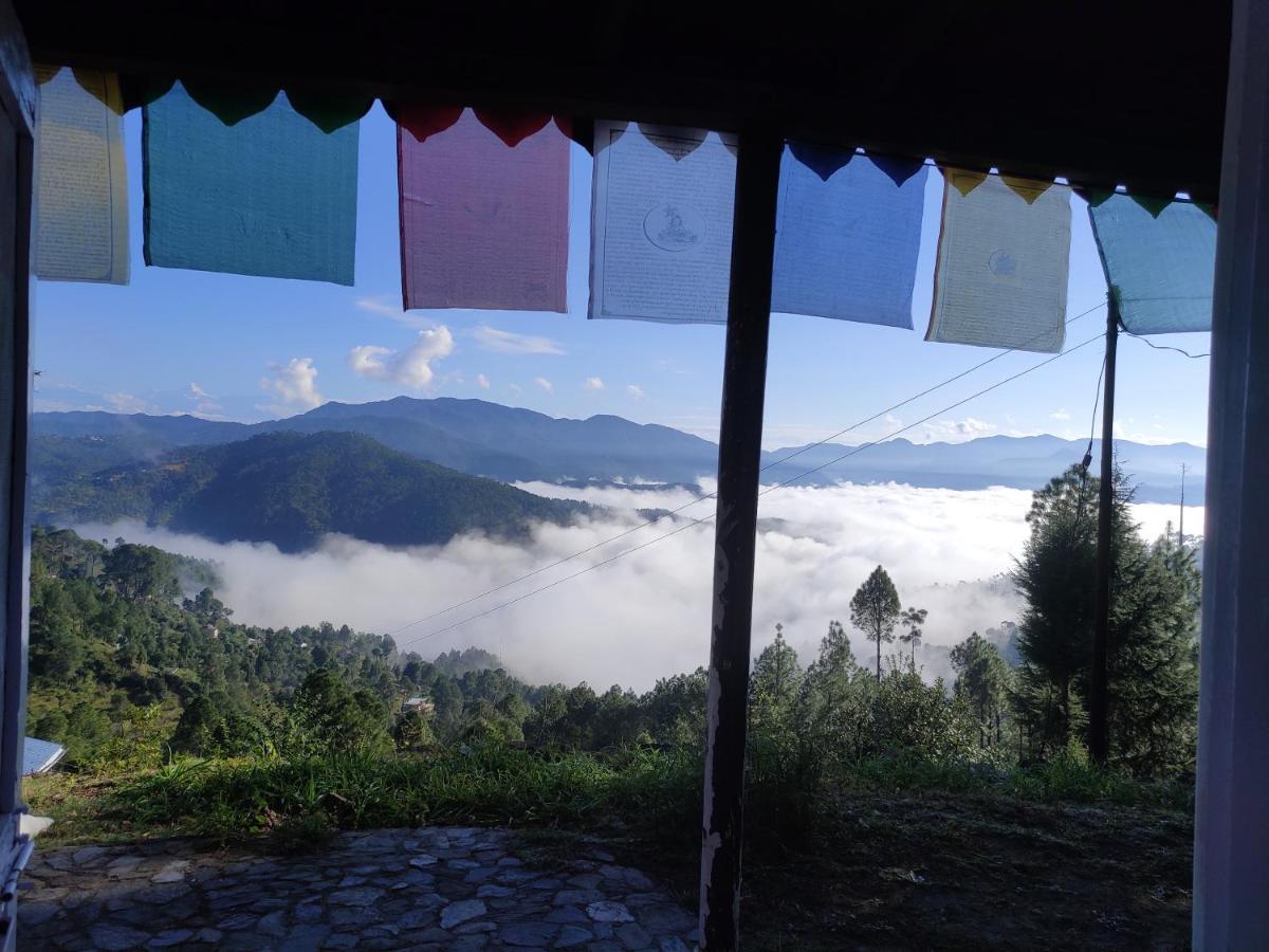 Villa Little Himalayan Abode Almora Exterior foto